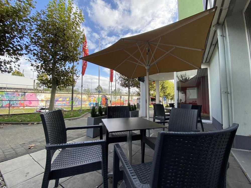 פרנקפורט Ibis Hotel Frankfurt Messe West מראה חיצוני תמונה