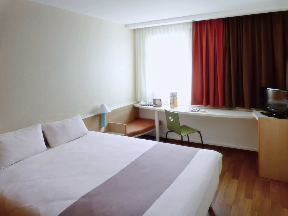 פרנקפורט Ibis Hotel Frankfurt Messe West מראה חיצוני תמונה